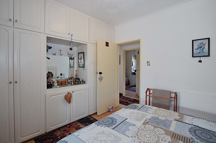 7 Bedroom Property for Sale in Bloubergrant Western Cape